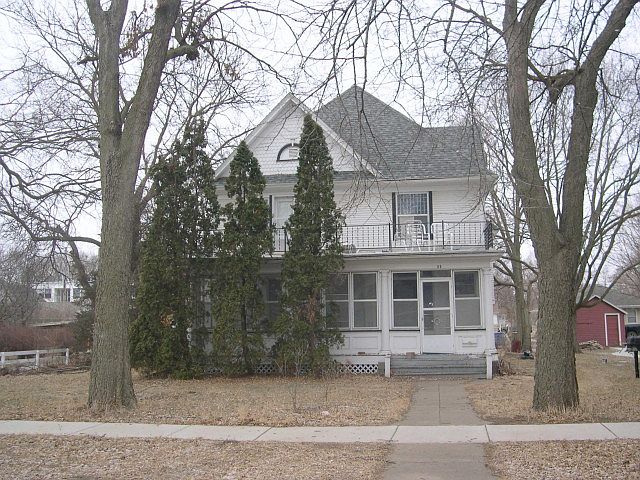 1st image of 22 N Yale St
