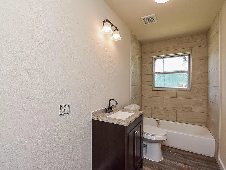 1410 S Columbia Dr #36 — Photo 25