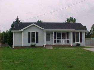 555 Lorie Ln, Clarksville, TN 37042