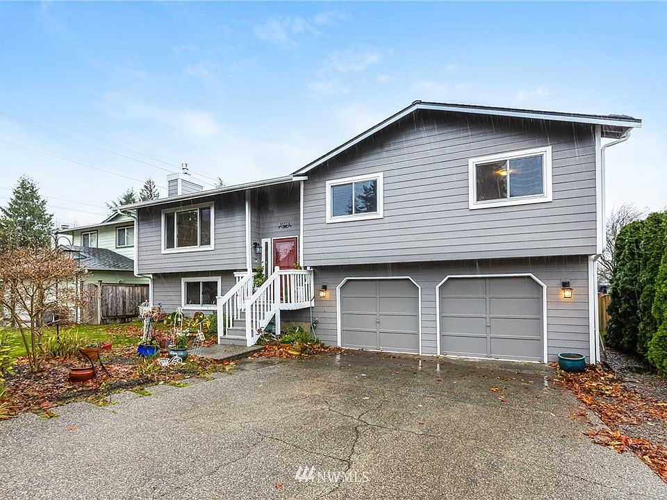 1st image of 9024 16th Pl SE
