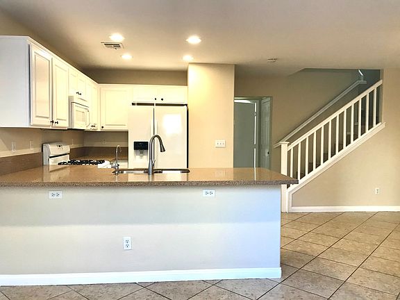 2nd image of 10256 Missouri Meadows St