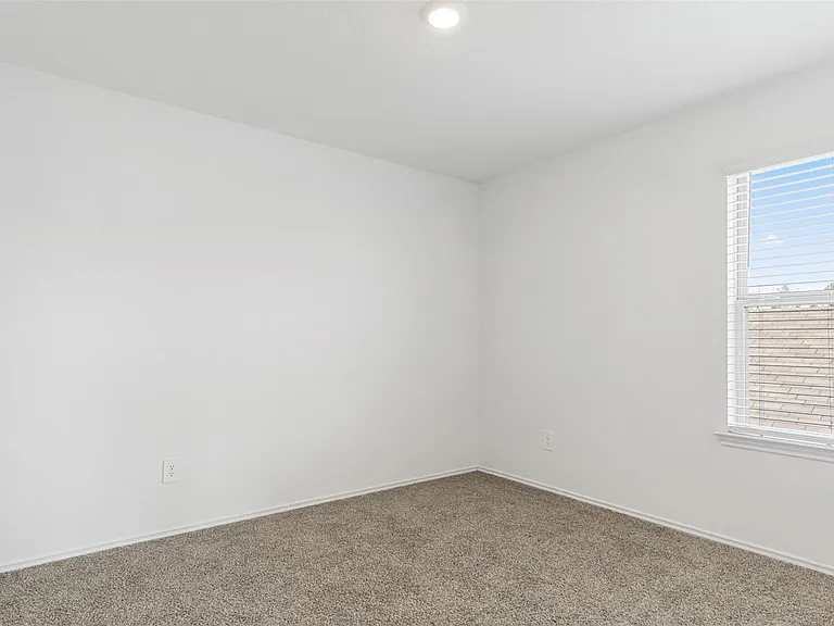14040 Thunder Pines Dr — Photo 25