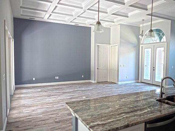 Well-appointed floor plan