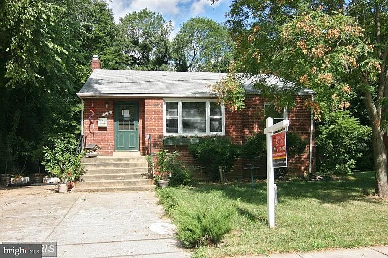 1st image of 3030 Gumwood Dr