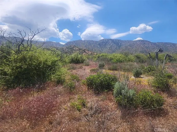 0 Oil Well Rd, Phelan, CA 92371