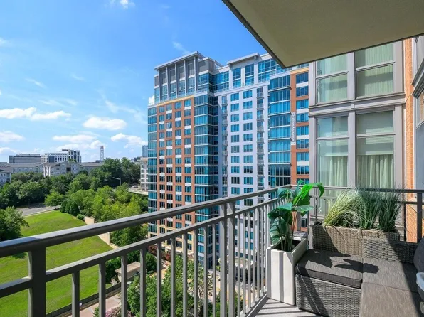 8220 Crestwood Heights Dr APT 1009, Mc Lean, VA 22102