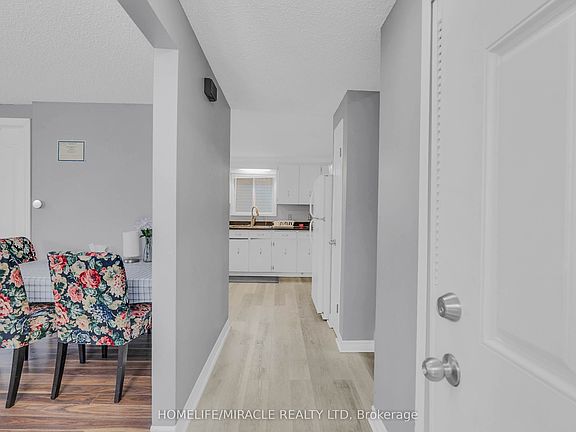 5th image of 15 Keefer Rd