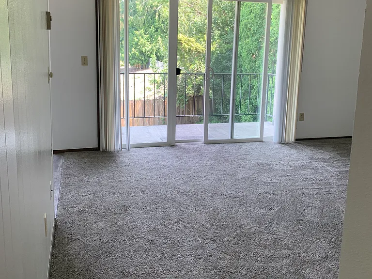 964 NE 90th Ave #964 — Photo 7