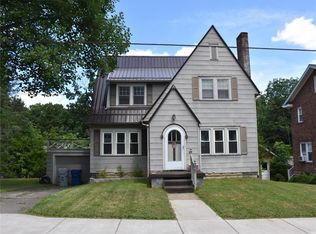 825 Irvin Ave, Meadville, PA 16335