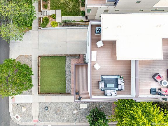 5th image of 3300 W 19th Avenue