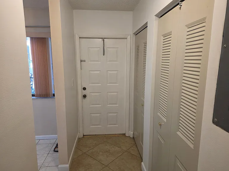 170 SE 7th St #301 — Photo 34