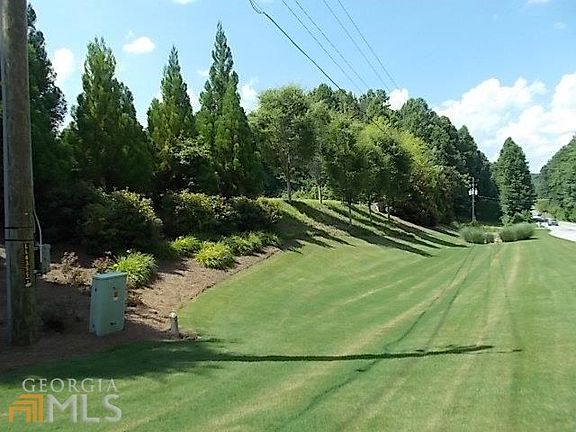 5th image of 215 River Knoll Way