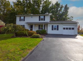 78 Windebank Ln, East Syracuse, NY 13057