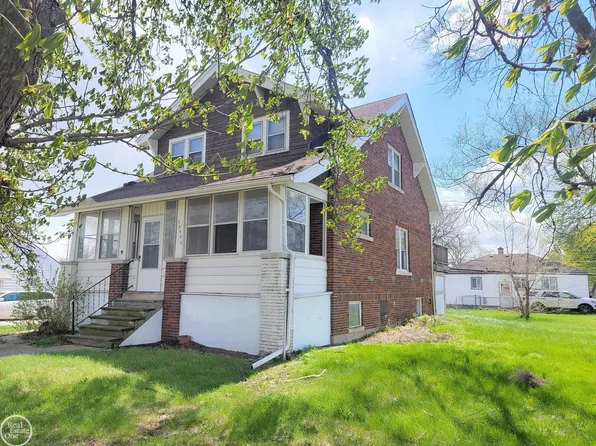 15350 E Ten Mile Rd, Eastpointe, MI 48021