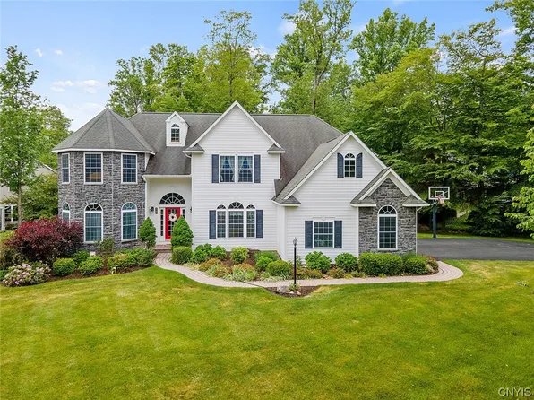 6842 Holliston Cir, Fayetteville, NY 13066