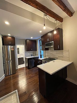 3rd image of 280 W 117th St #4A