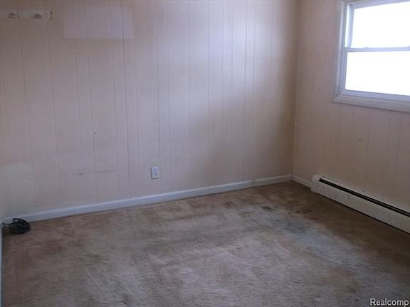 4th image of 14840 Toledo St