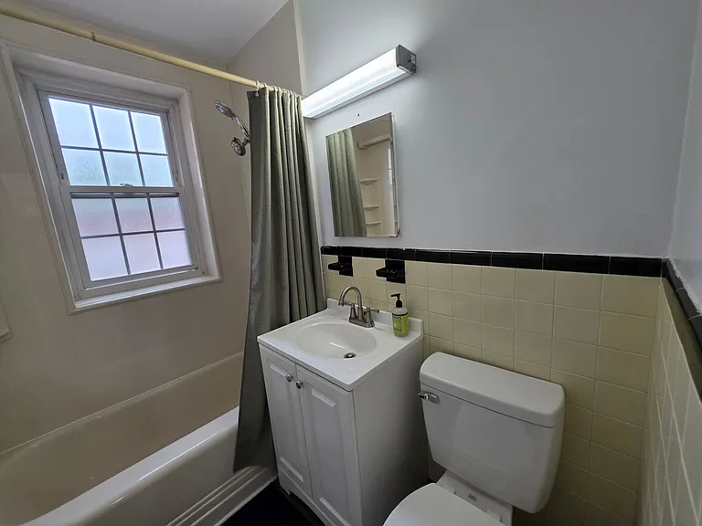 25 Englewood Ave #6 — Photo 12