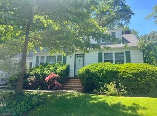 396 Durham Ct, Union, NJ 07083