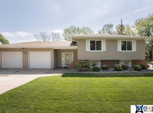 2129 S 114th St, Omaha, NE 68144