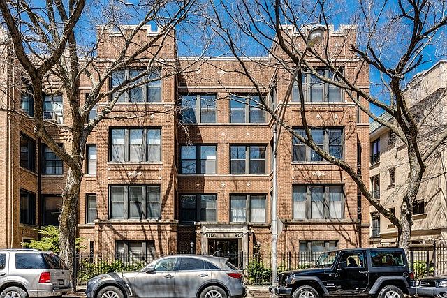 1st image of 910 W Ainslie St APT 1W