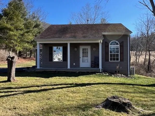 116 Moore St, Independence, VA 24348