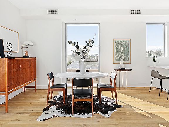 5th image of 76 N 6th St #Penthouse
