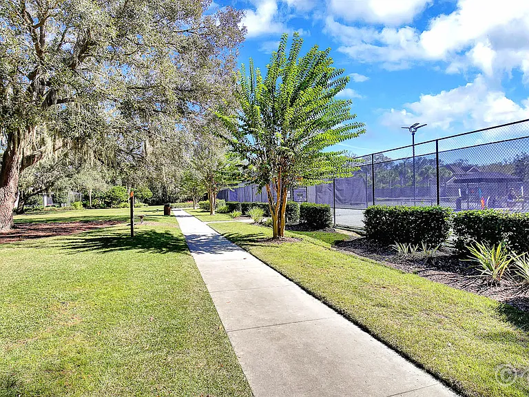 5302 Fishhawk Ridge Dr — Photo 33