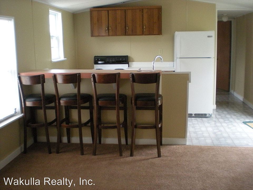 2nd image of 584 Jack Crum Rd