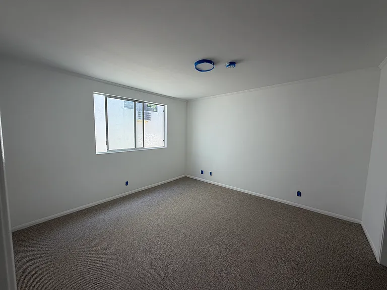 217 S Doheny Dr #5 — Photo 27