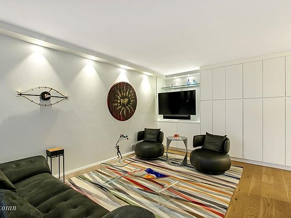 2nd image of 15 W 72nd St APT 20N