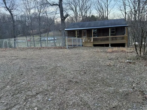 453 Breckenridge Rd, Bolt, WV 25817