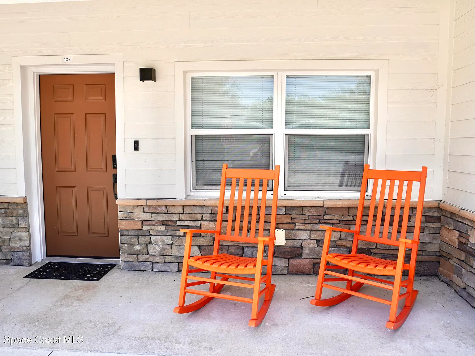 2 bed, 2.0 bath, 1000 sqft, $2,475 — Photo 2