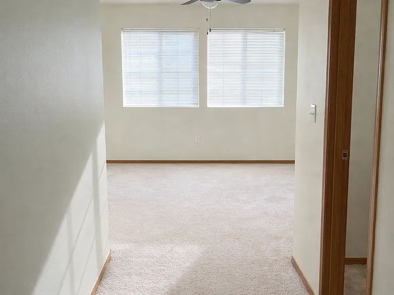 1769 Cadborough Ln — Photo 4