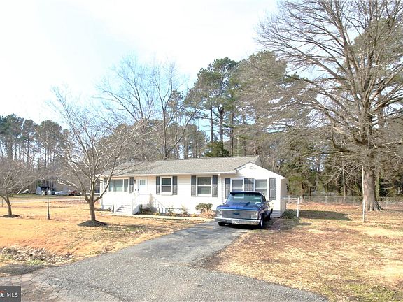 3rd image of 30188 Shoreview Dr