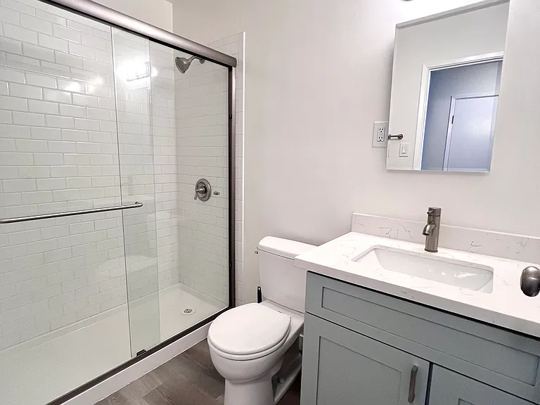 1118 Delaware St #E — Photo 10