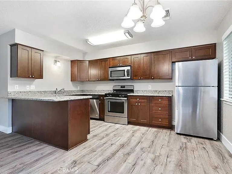 1622 Park St #C — Photo 7