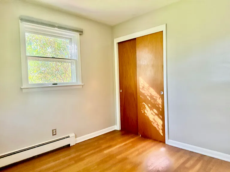 2619 Emig Mill Rd — Photo 3
