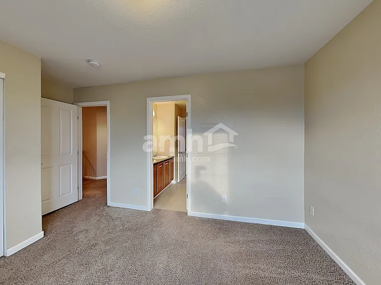 17827 Domingo Dr — Photo 21