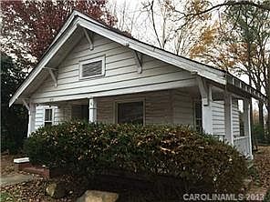 2nd image of 424 E Oakwood Ave