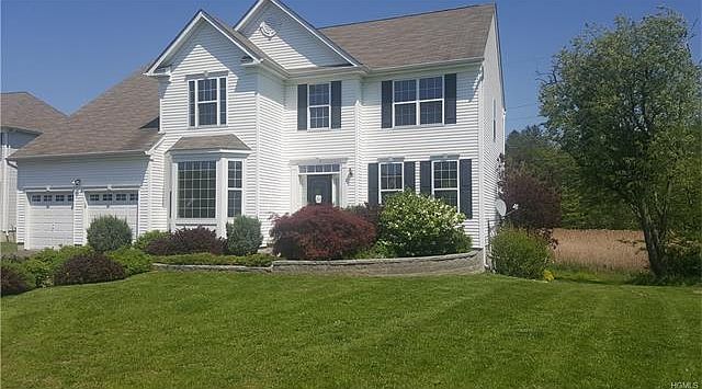 1st image of 13 Evergreen Ln