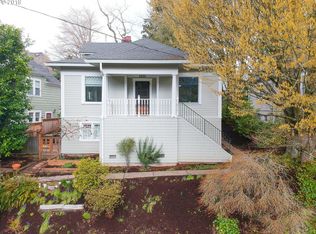 2699 SW Ravensview Dr, Portland, OR 97201