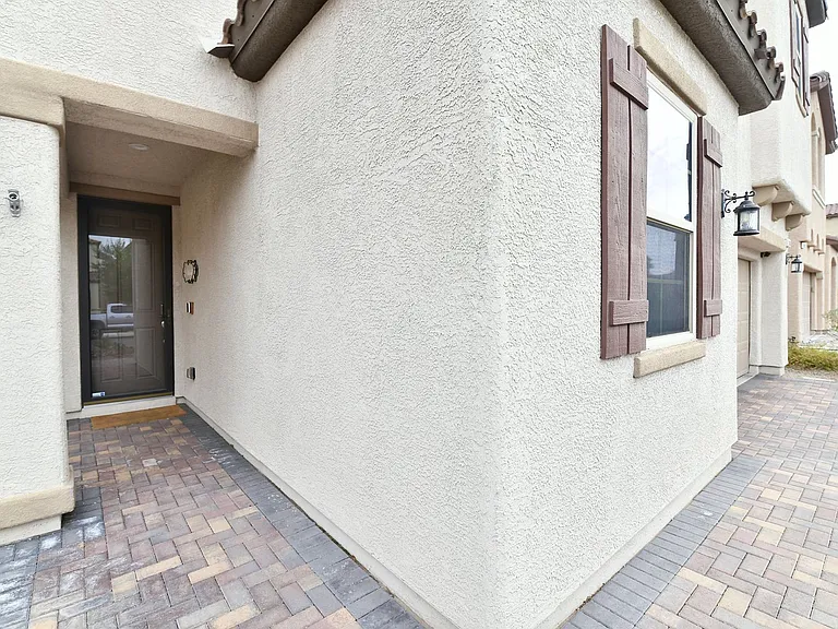 1120 Strada Cristallo — Photo 52