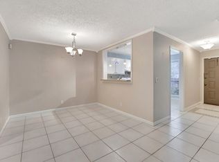 5096 Heatherhill Ln APT 6, Boca Raton, FL 33486