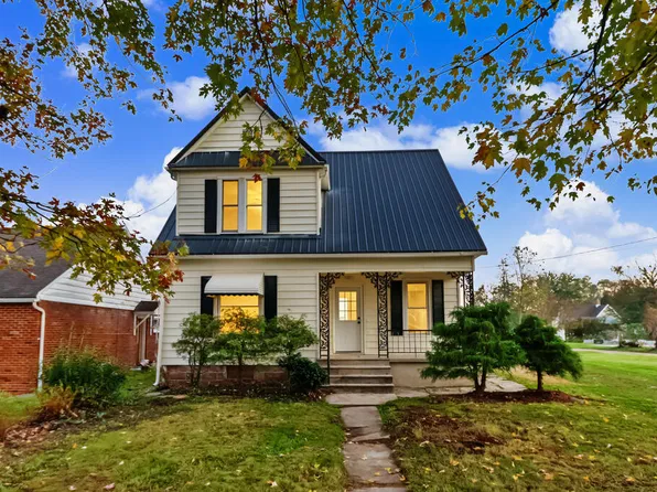 327 Bauer Ave, Crestline, OH 44827