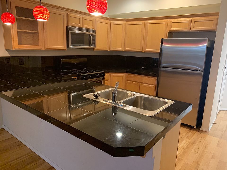 1st image of 549-557 S Nevada St