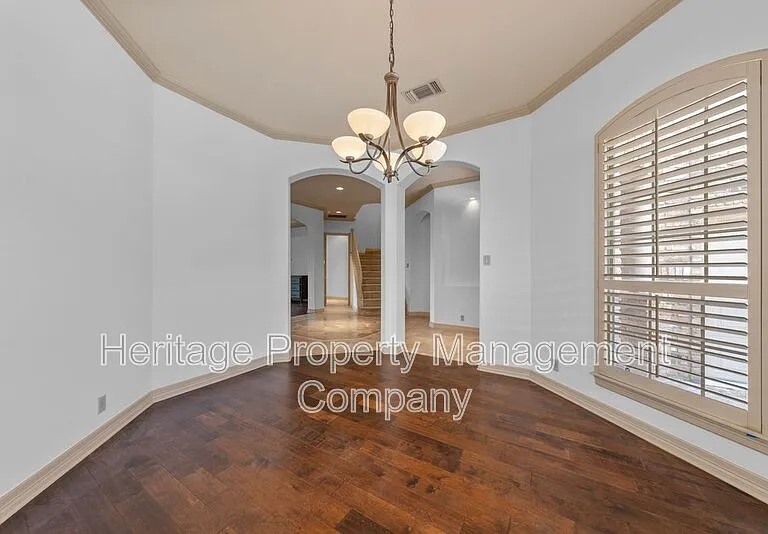 131 Westcourt Ln — Photo 8