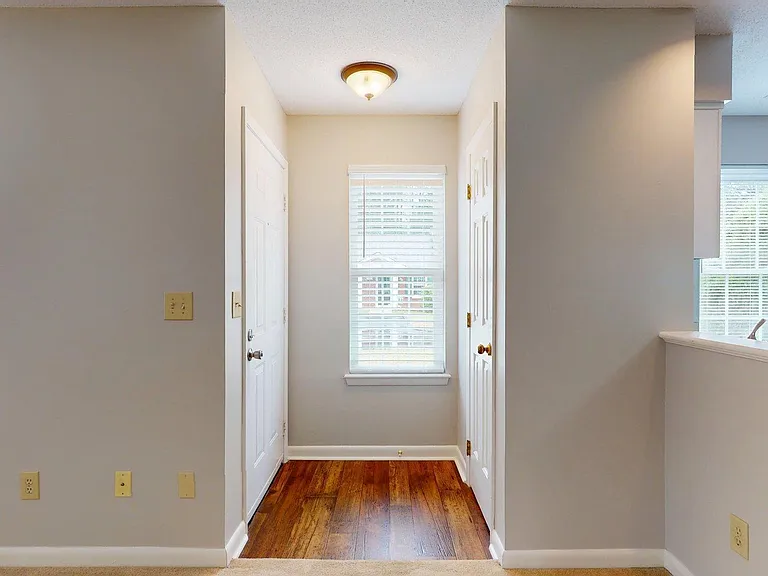 1203 Wilshire Cir — Photo 5