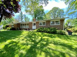 2533 Riverwood Dr, Port Huron, MI