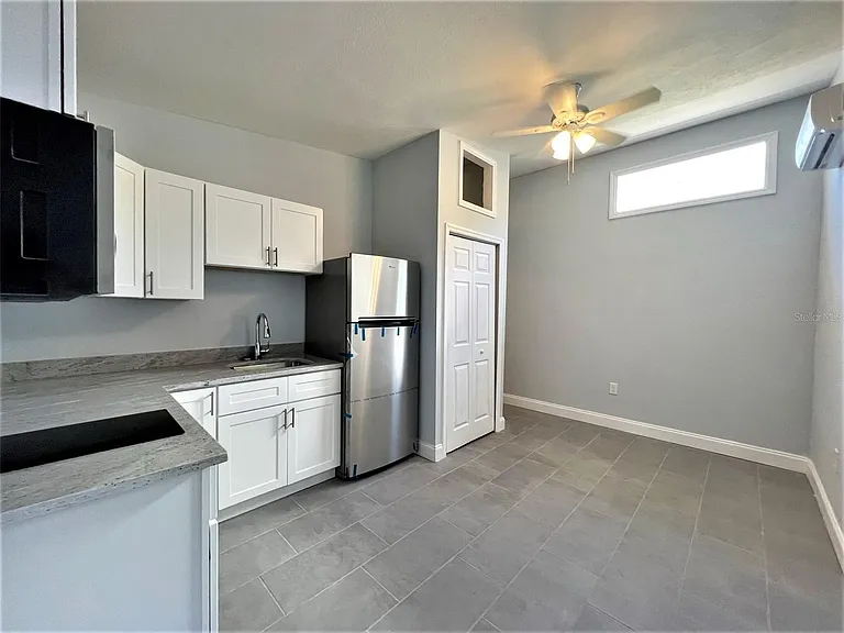 4004 W Olive St — Photo 8